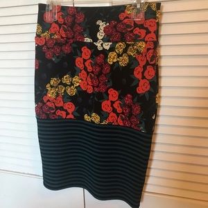 LulaRoe Cassie